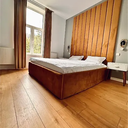 Lv Luxury - One Minute Away From Train Station * Predeal