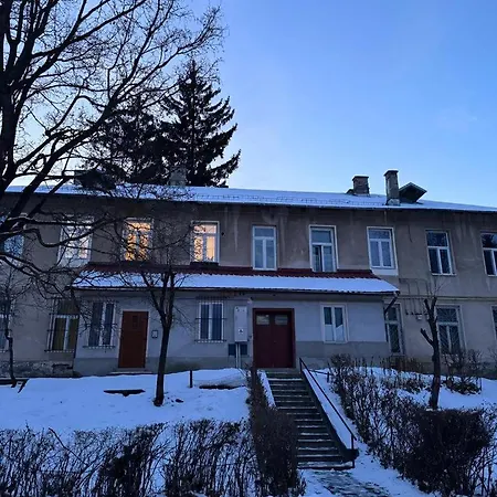 Lv Luxury - One Minute Away From Train Station * Predeal